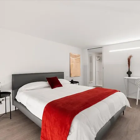 Modern Quiet Super Central Luxury Apartment Milan Exterior photo