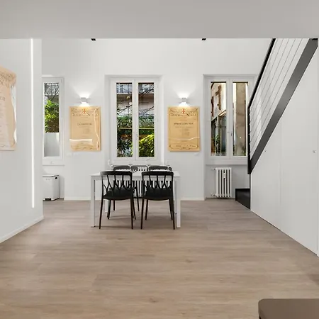 Modern Quiet Super Central Luxury Apartment Milan Exterior photo